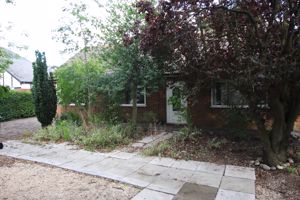 Frontage- click for photo gallery